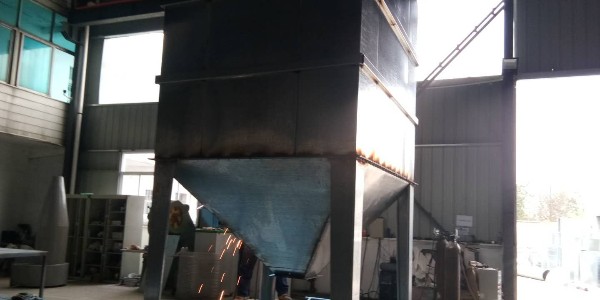 怎样确保布袋除尘器安全操作？这12点除尘器厂家耀先环境请您收好！
