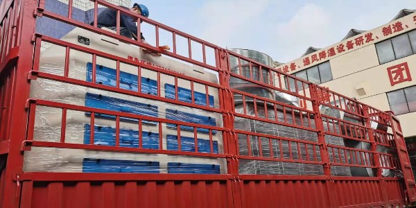 废气处理厂家耀先活性炭环保箱、UV光氧净化器发货