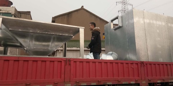 脉冲布袋除尘器
